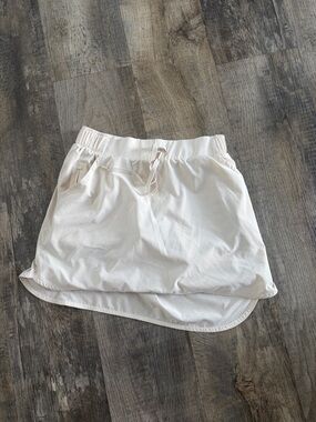 all in motion White High-Low Athletic Skirt with Drawstring